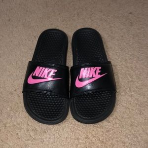 nike slides